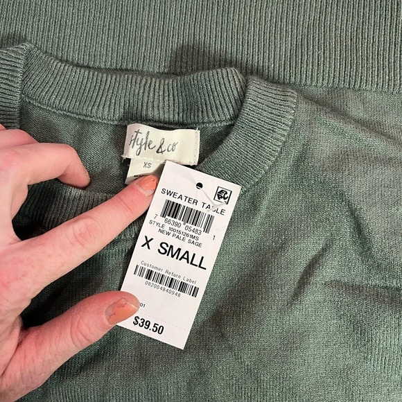 Style & Co Crew Sweater NWT - Picture 3 of 3